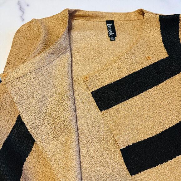 BEREK Classic Crinkle Jacket Top Sz Petite Medium Bold Gold Black Art Snap Close - Picture 5 of 9